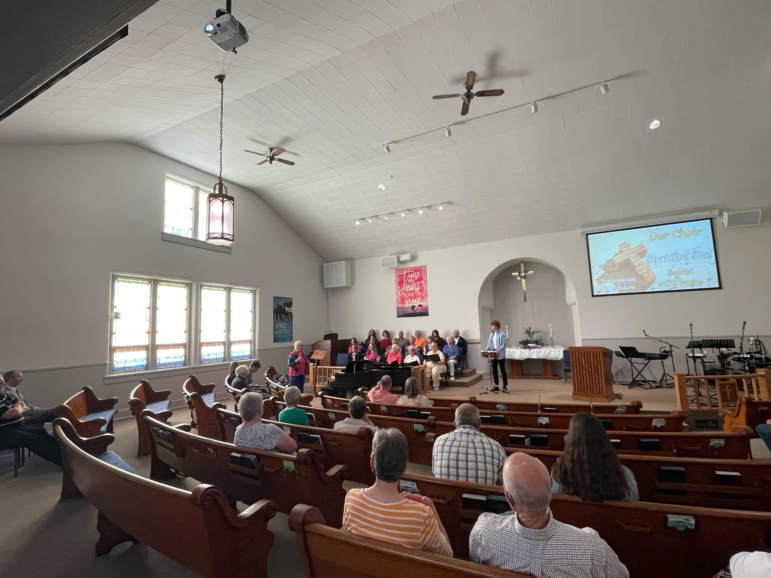 Choir performs at Farmersville United Methodist Church