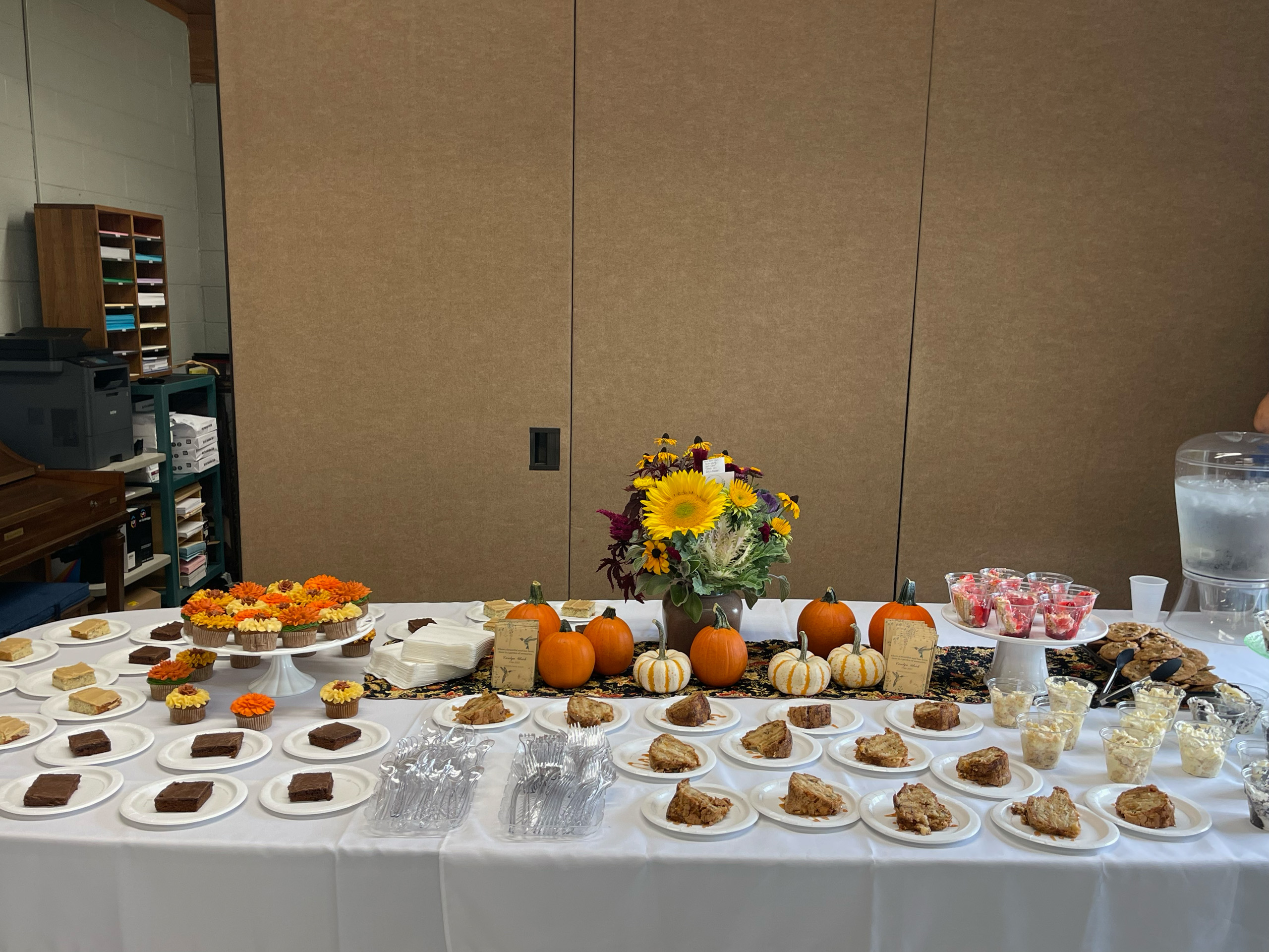 Dessert table with a fall theme